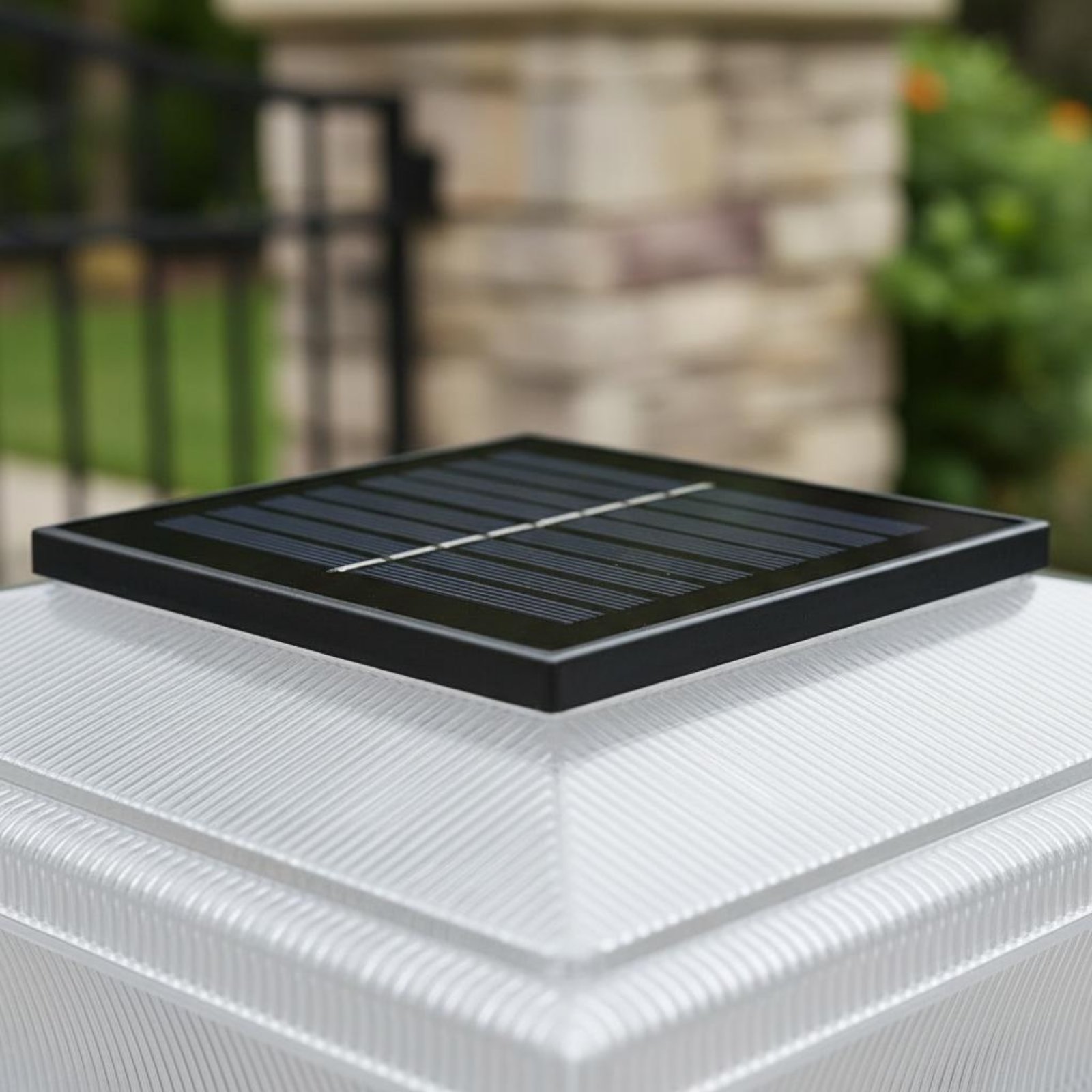 ไฟเสาโซลาร์เซลล์ไร้สาย รูปทรงส - Solar Garden Light บทวิจารณ์และราคา