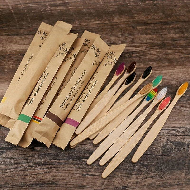 แปรงสีฟันไม้ไผ่แบบสุ่มสี 5/10  - Bamboo Toothbrush บทวิจารณ์และราคา